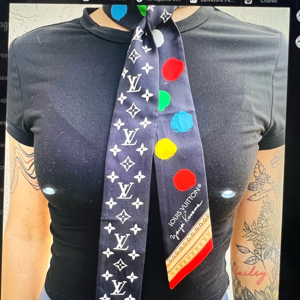 LOUIS VUITTON LV x YK Kusama Painted Dots Scarf Black Multicolor